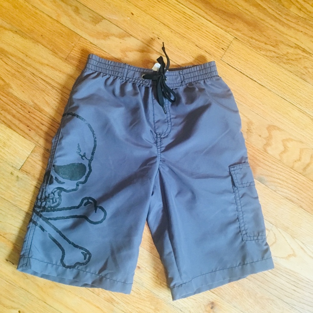 City Threads board shorts- New With Tags